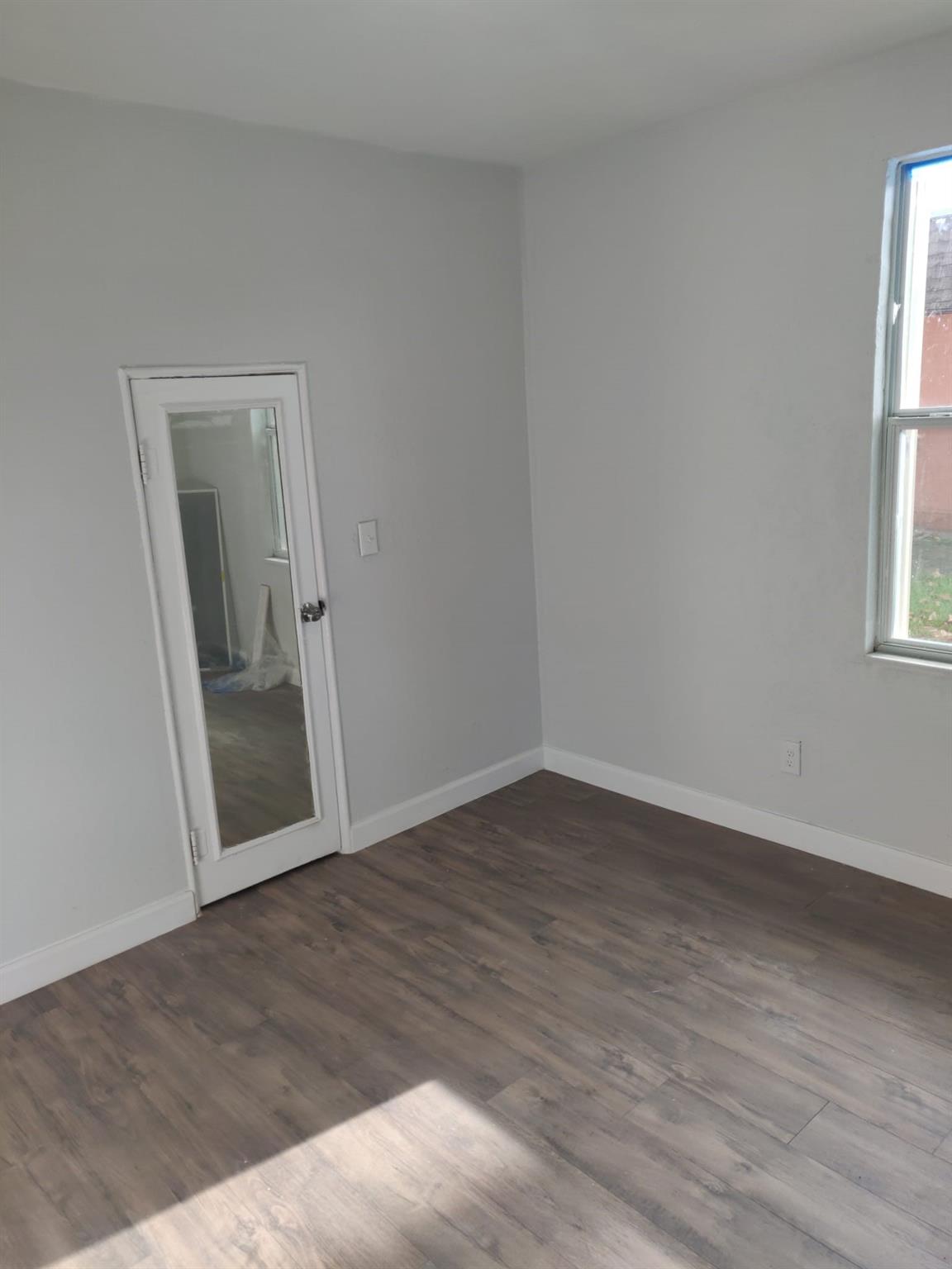 Dania Heights Ext 5-19 B - Residential Lease