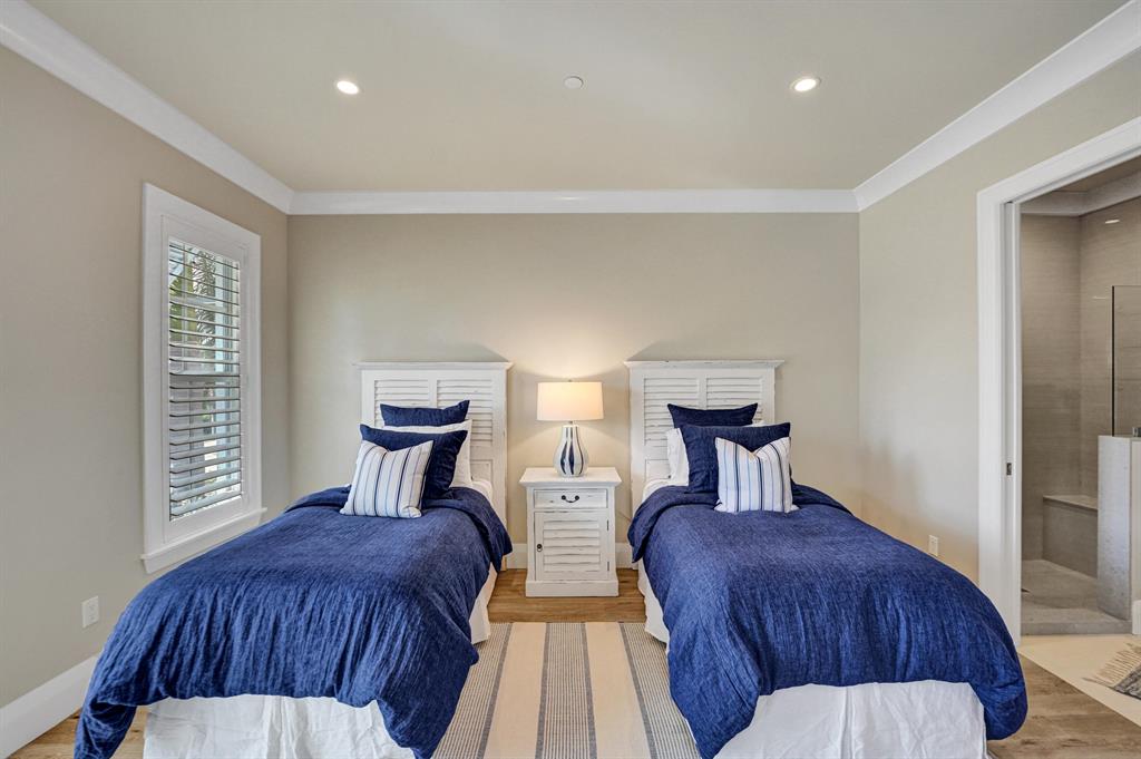 WINDSOR - Residential