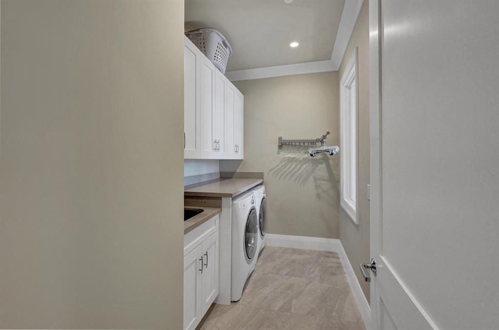 WINDSOR - Residential