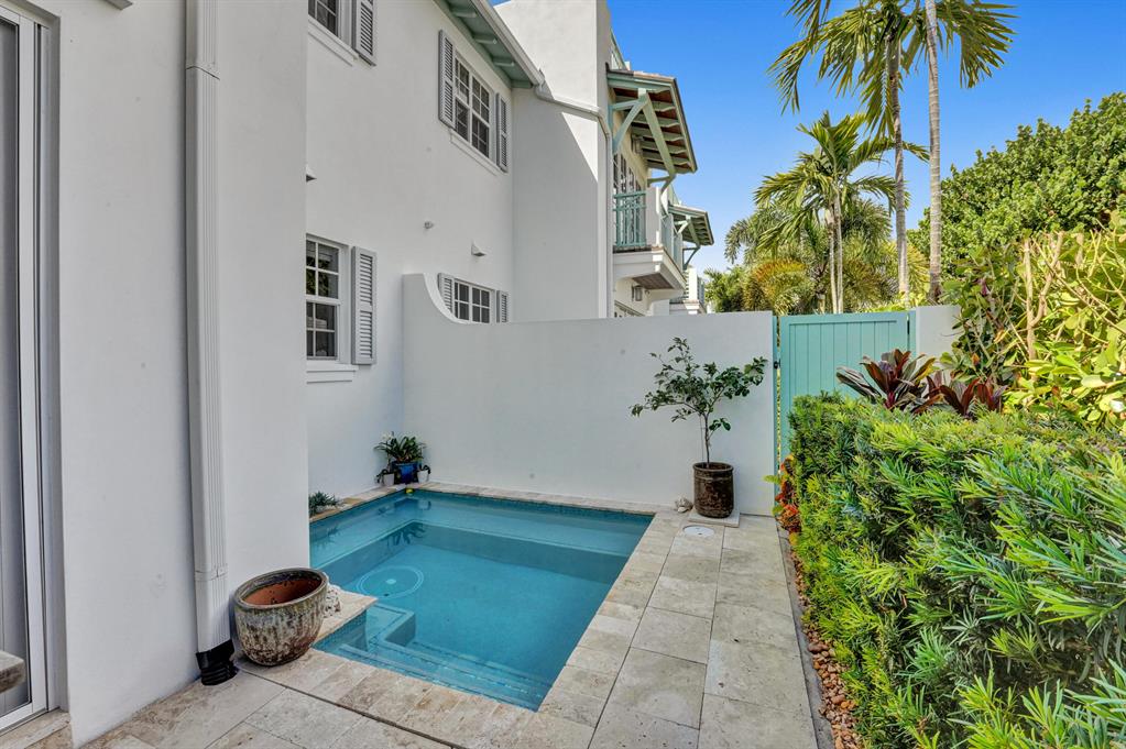 WINDSOR - Residential