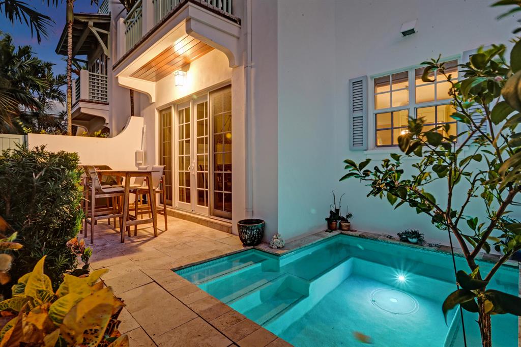 WINDSOR - Residential