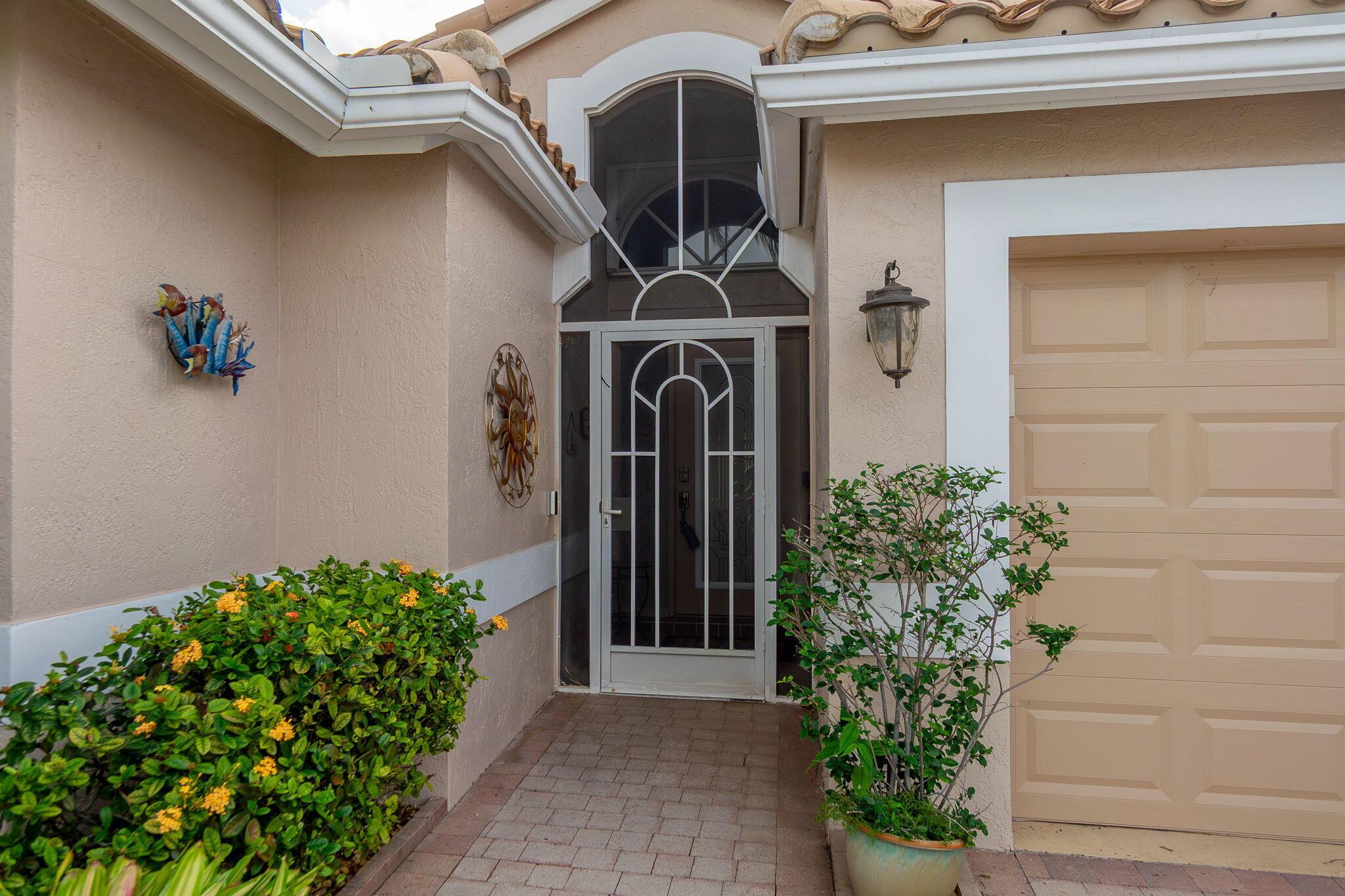 7196 Louisiane Court