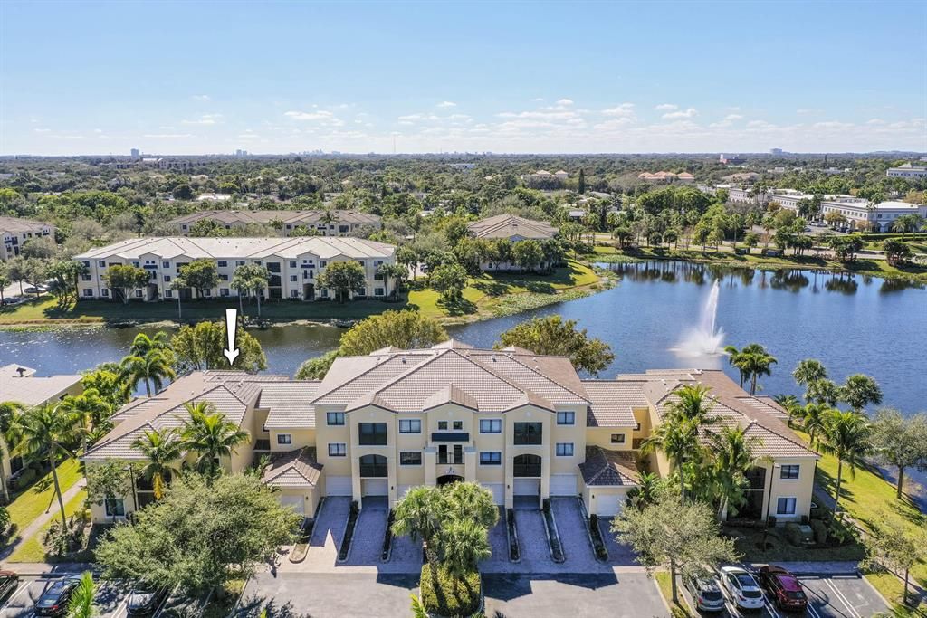 Photo of 2814 Grande Parkway #111, Palm Beach Gardens, FL 33410 (MLS # R10687244)