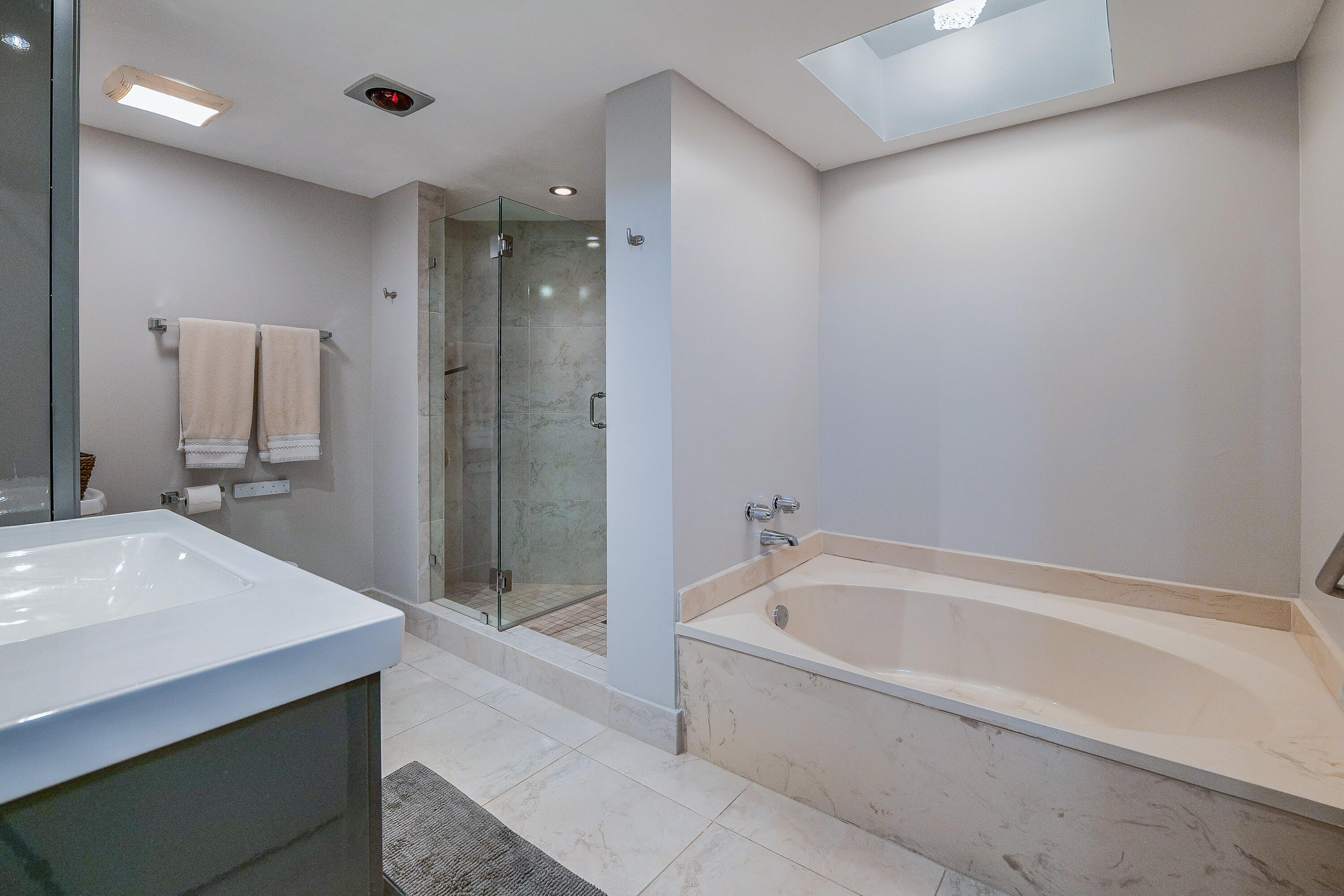 ENVIRON TOWERS - Residential