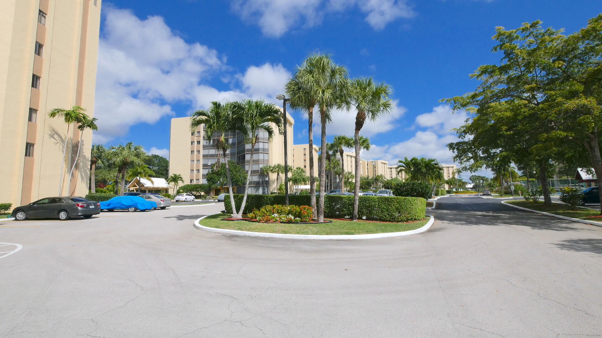 ENVIRON TOWERS - Residential