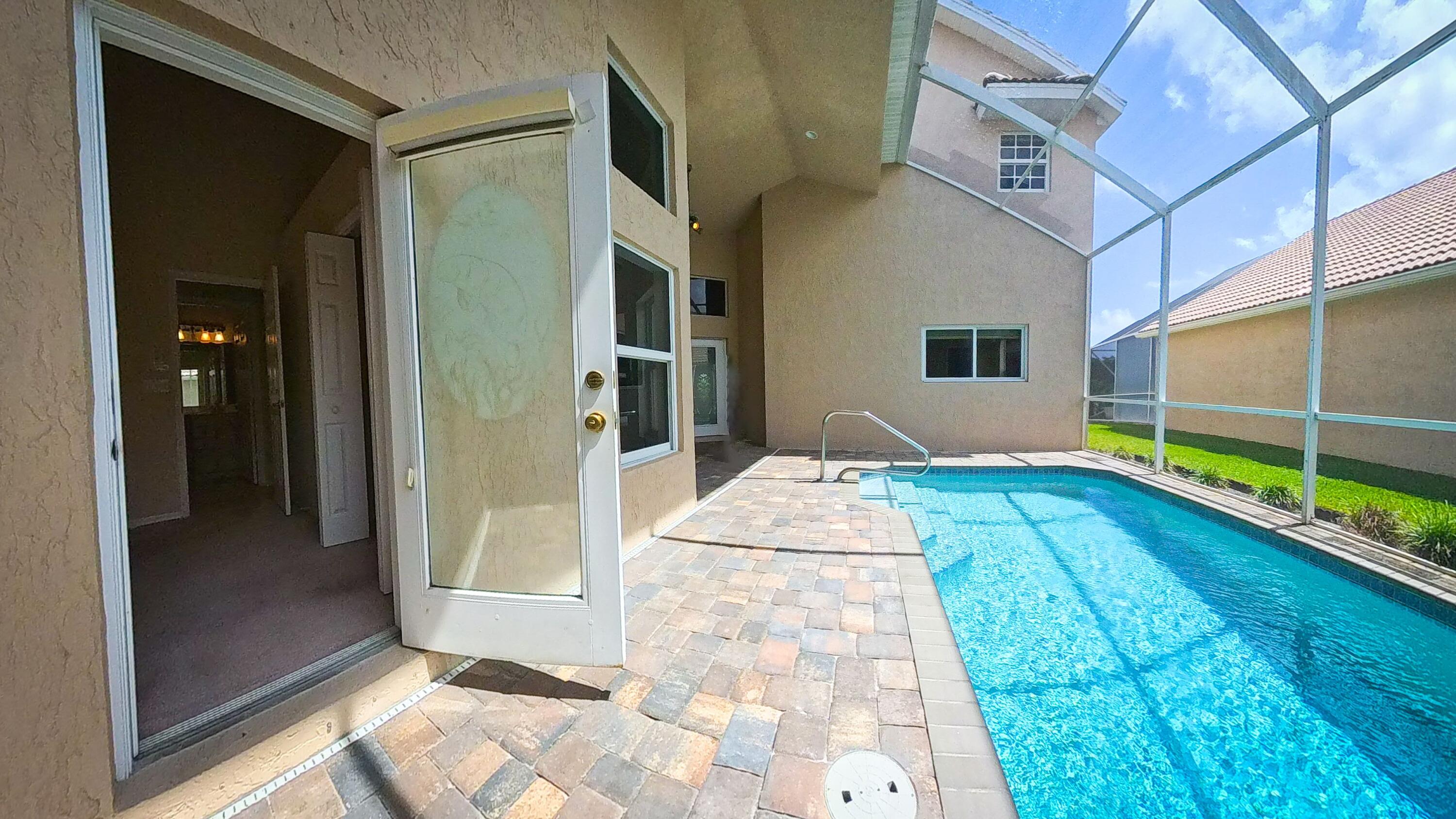 BANNER LAKE (AKA COTTAGES AT HOBE SOUND) - Residential