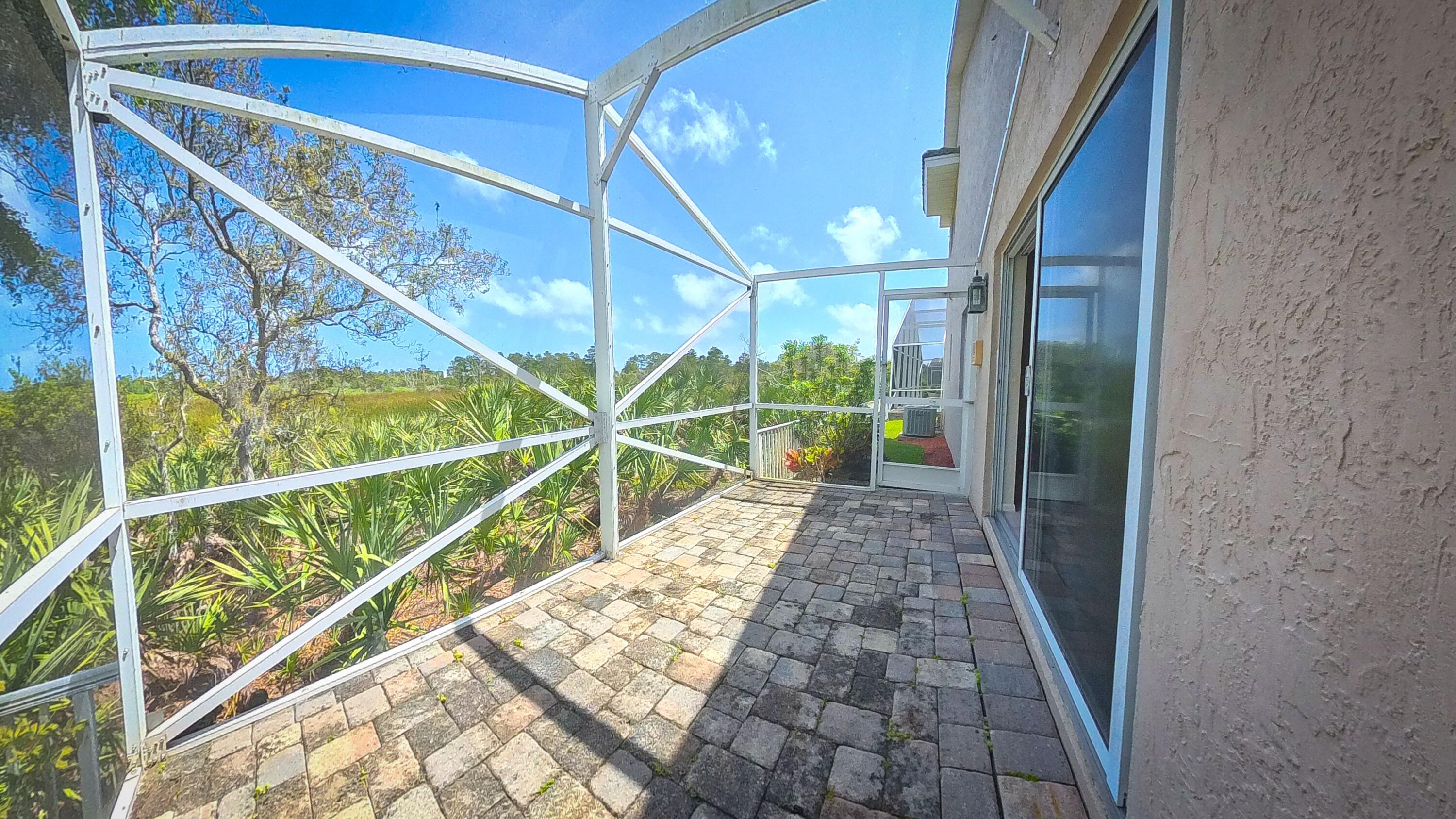 BANNER LAKE (AKA COTTAGES AT HOBE SOUND) - Residential