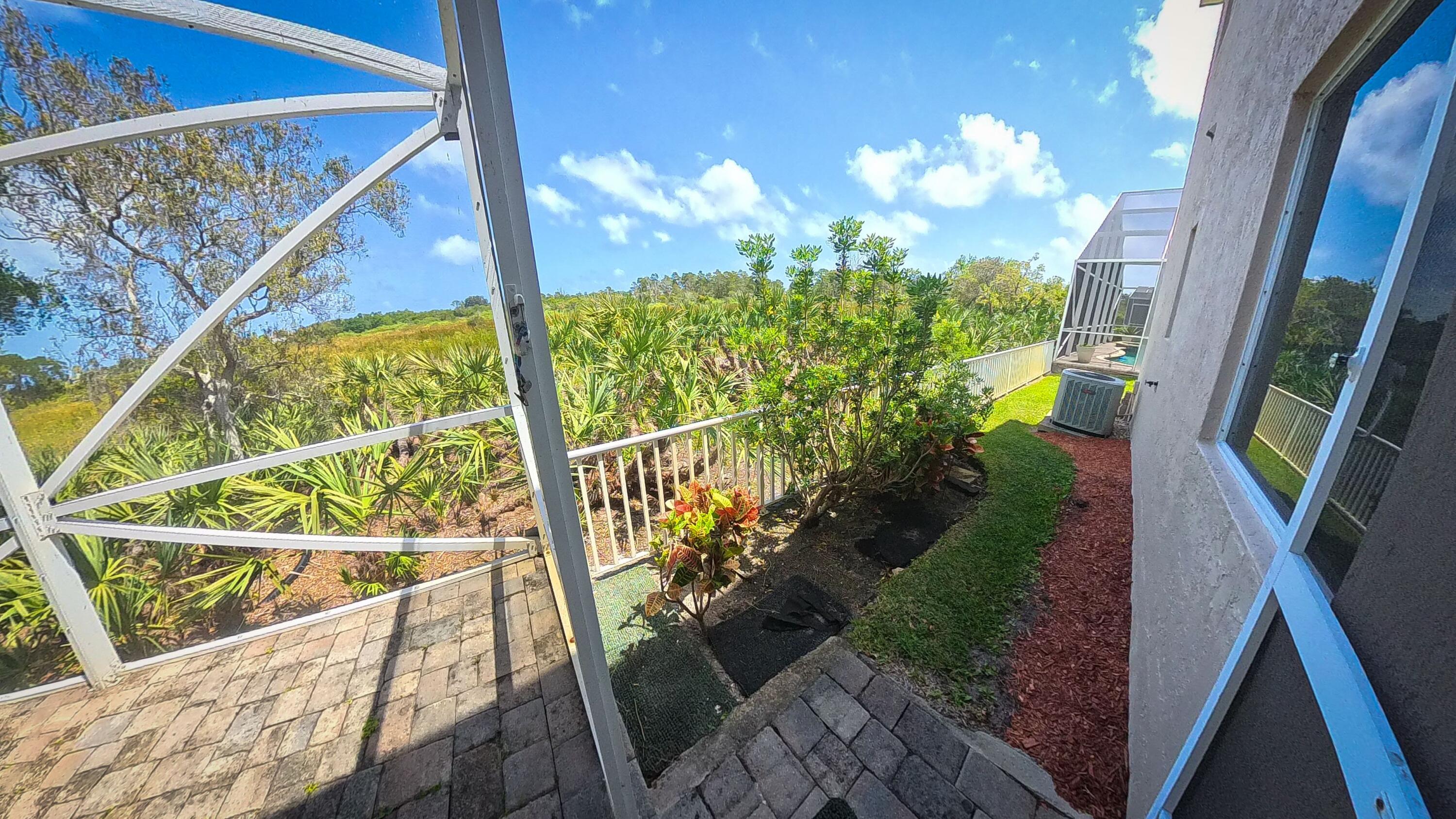 BANNER LAKE (AKA COTTAGES AT HOBE SOUND) - Residential