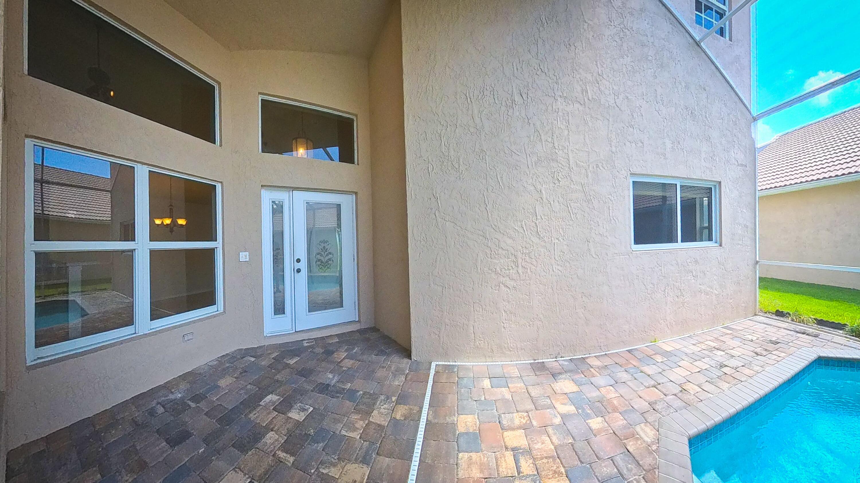 BANNER LAKE (AKA COTTAGES AT HOBE SOUND) - Residential