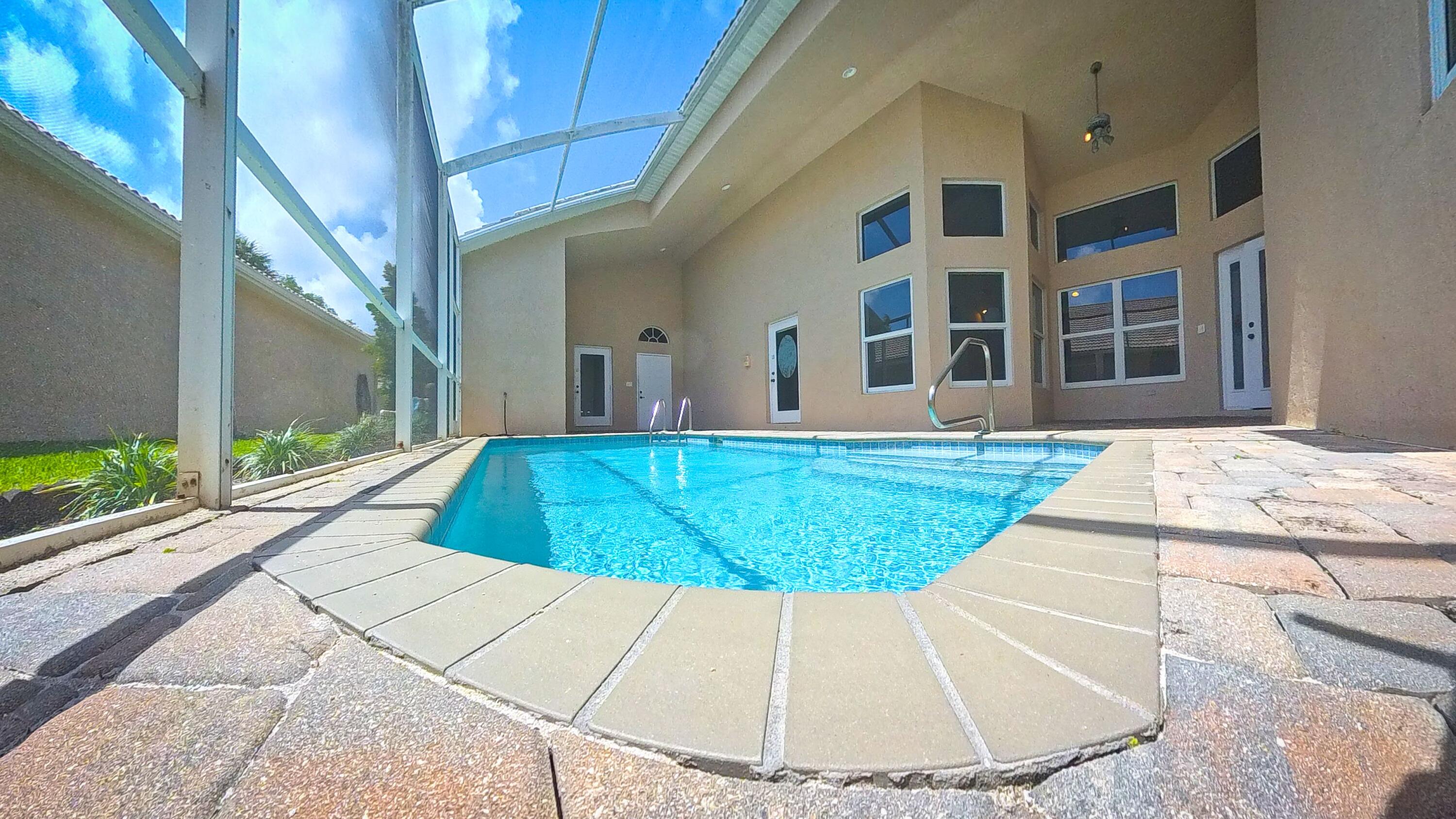 BANNER LAKE (AKA COTTAGES AT HOBE SOUND) - Residential