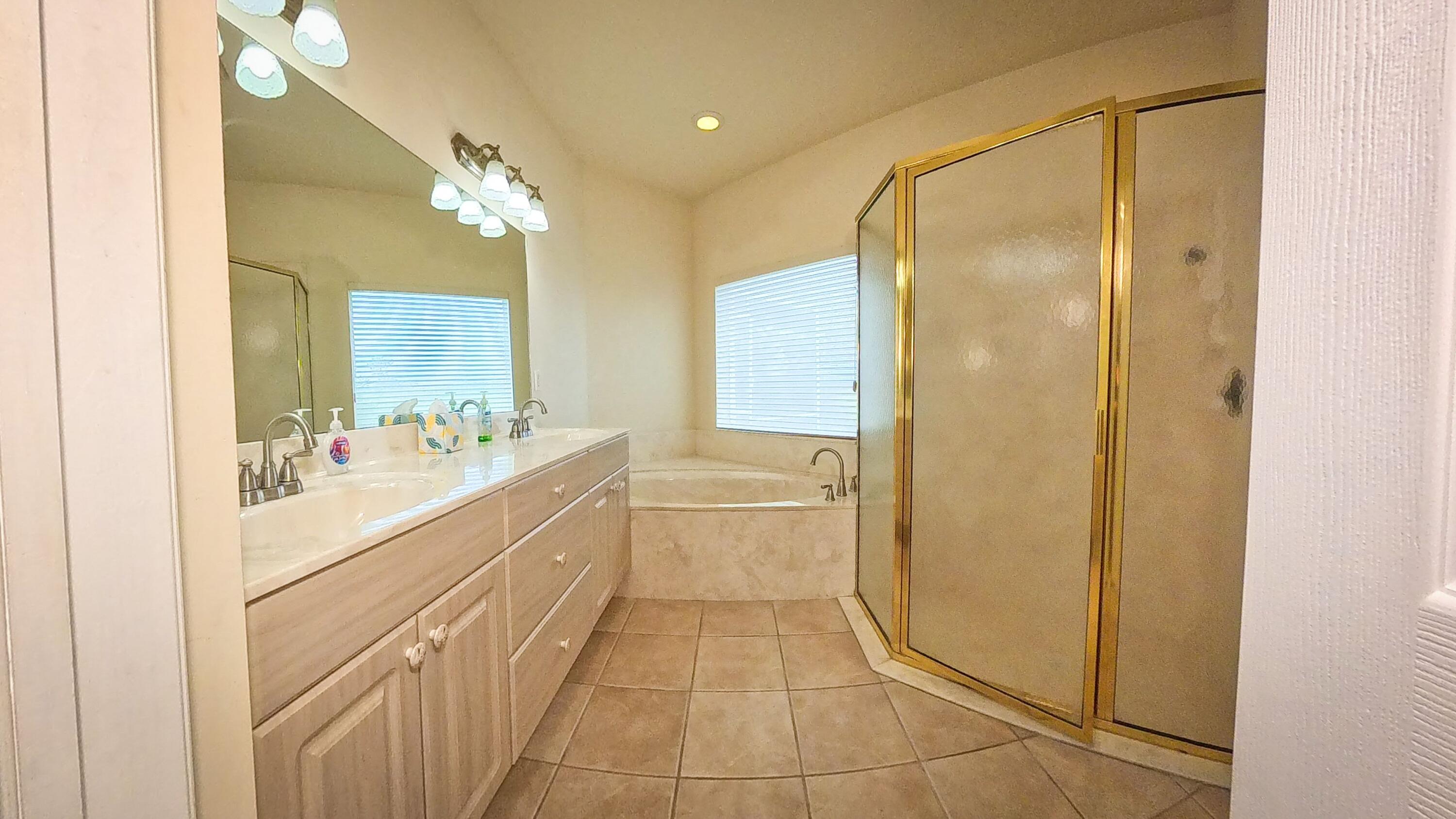 BANNER LAKE (AKA COTTAGES AT HOBE SOUND) - Residential