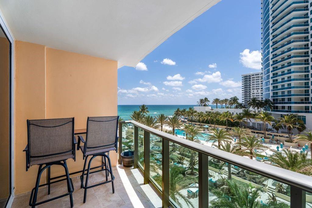 2501 S Ocean Dr 517