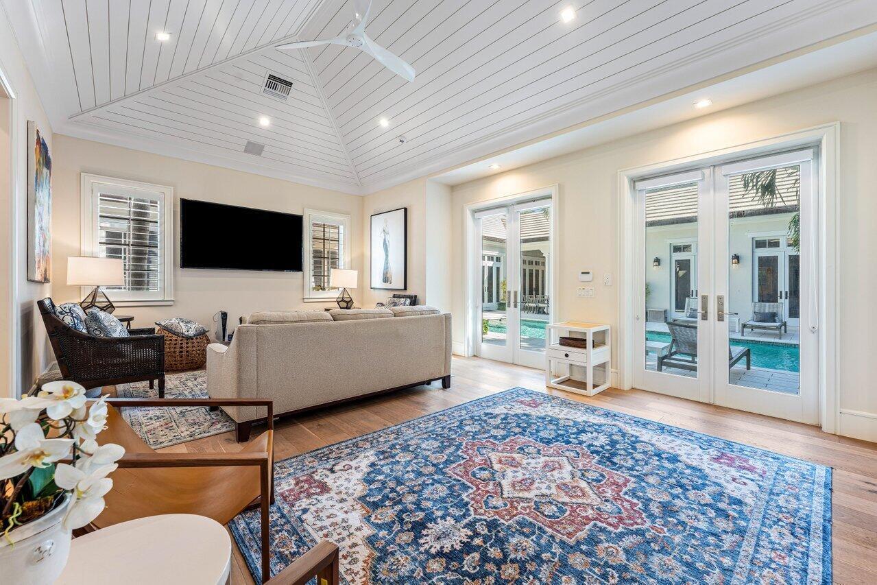 Gulfstream Properties 2 R - Residential