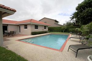 ROYAL PALM YACHT & COUNTRY CLUB - Residential Lease