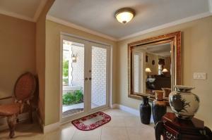 ROYAL PALM YACHT & COUNTRY CLUB - Residential Lease