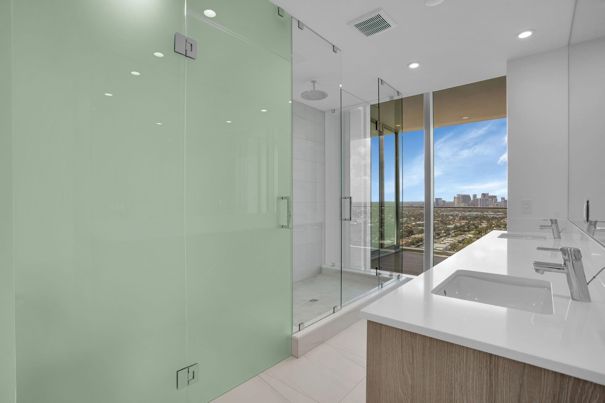 Selene Oceanfront Reside - Residential