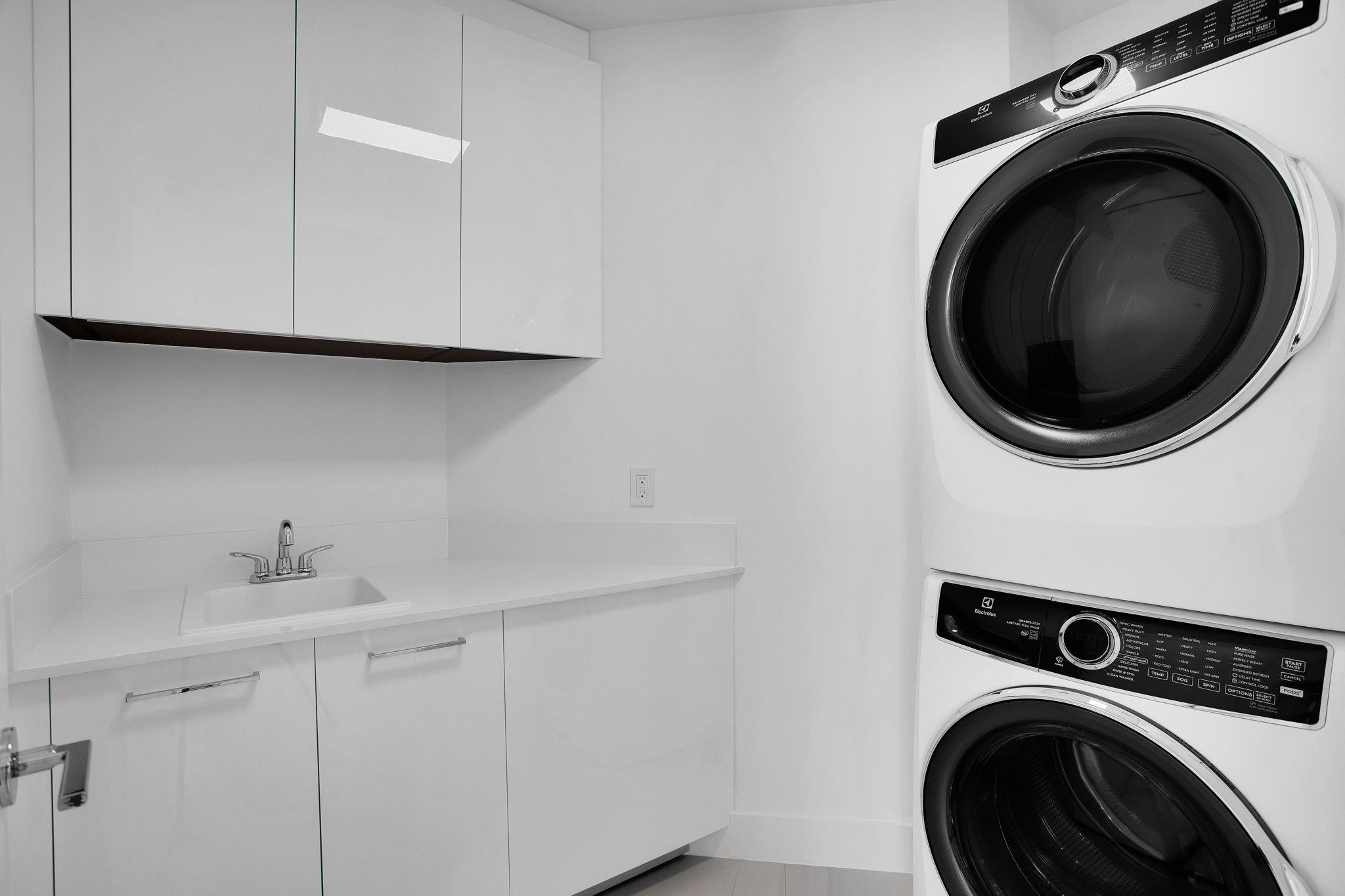 Selene Oceanfront Reside - Residential