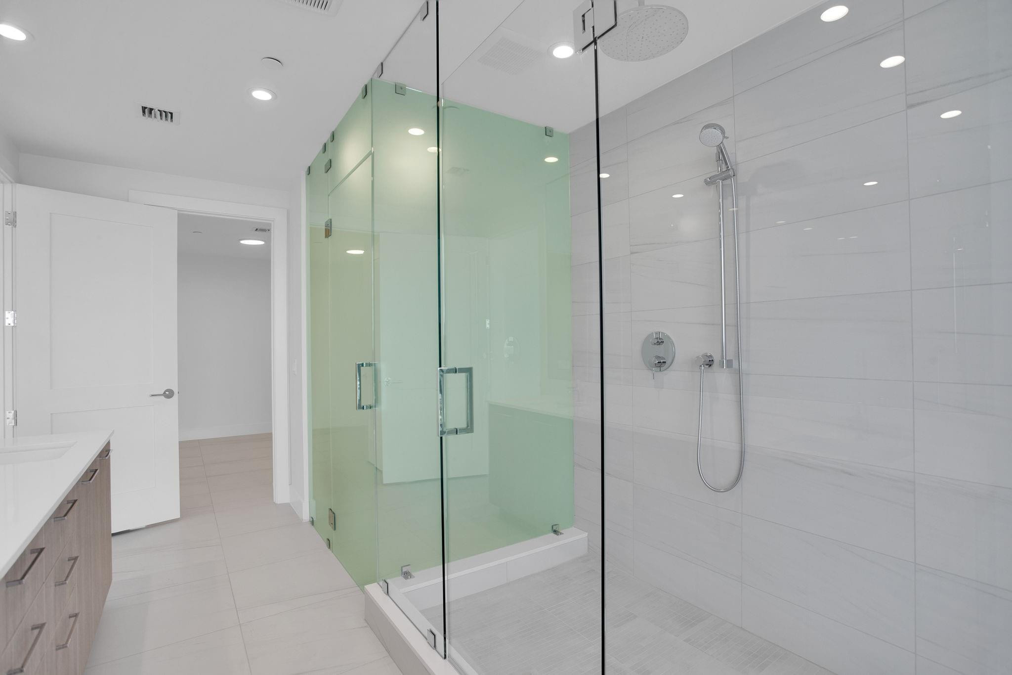 Selene Oceanfront Reside - Residential