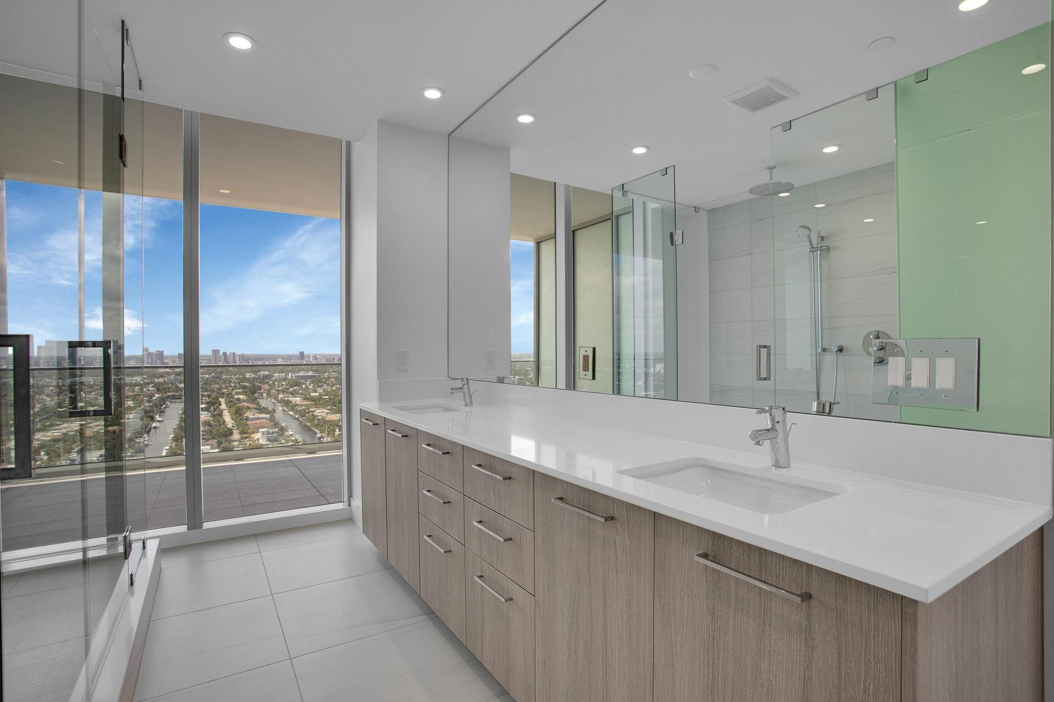 Selene Oceanfront Reside - Residential