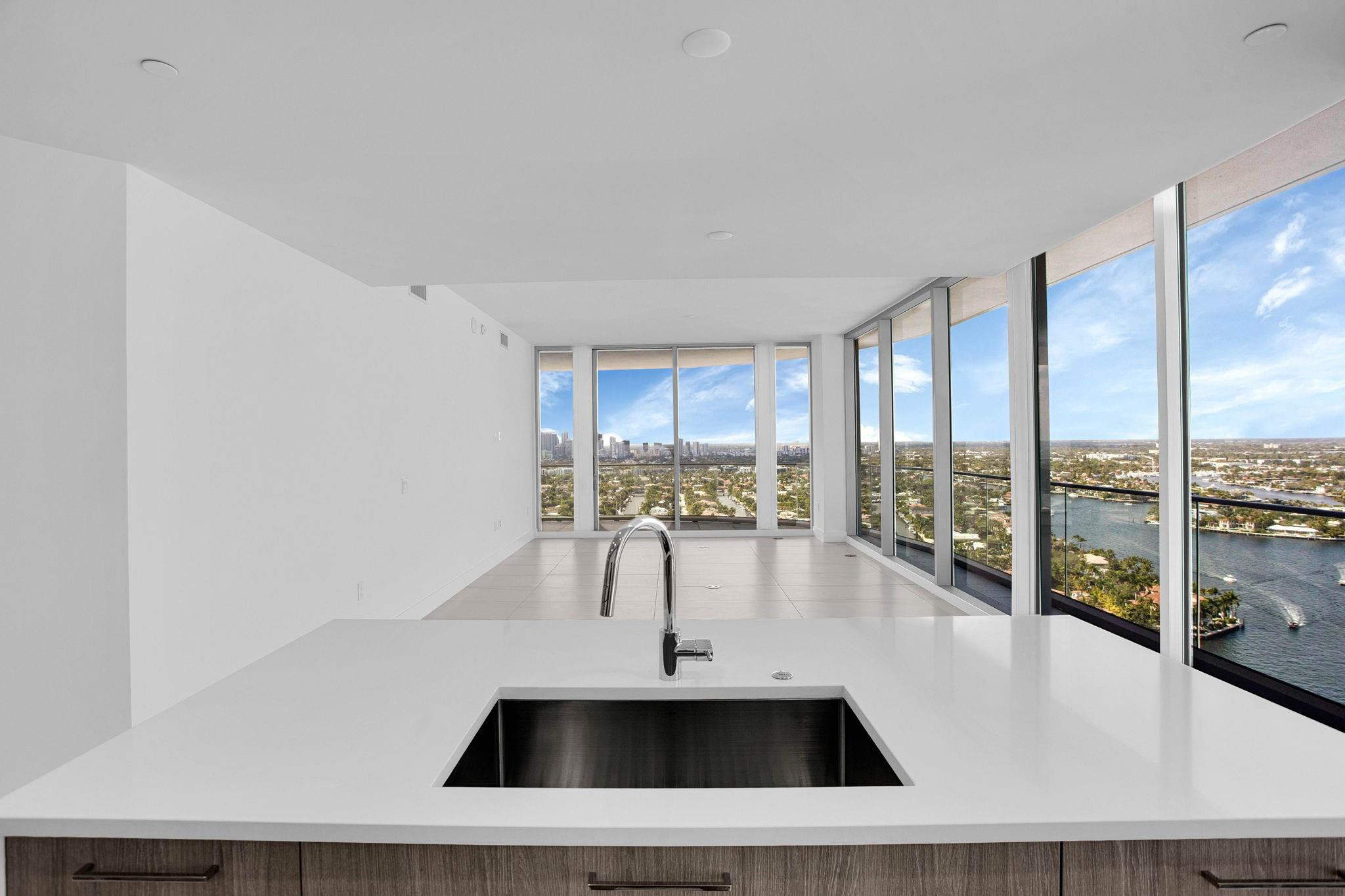 Selene Oceanfront Reside - Residential