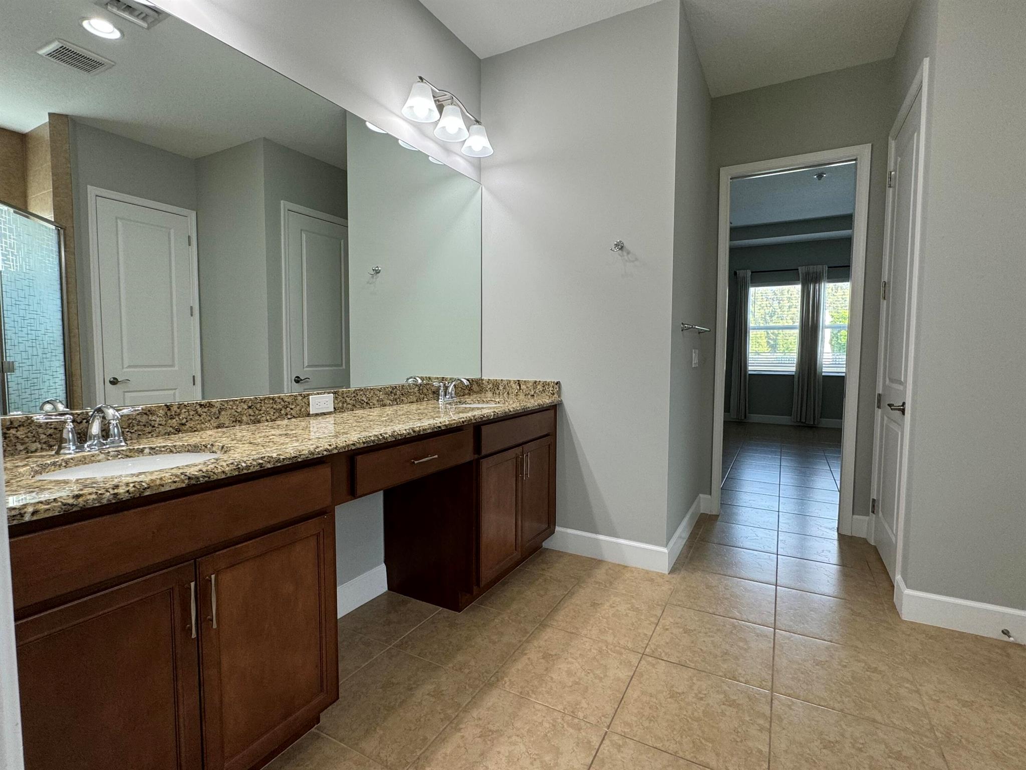 MEADOWS OF WESTLAKE - Residential Lease