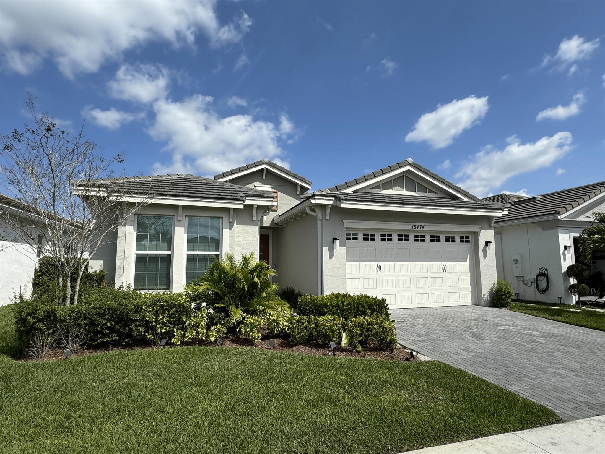 MEADOWS OF WESTLAKE - Residential Lease