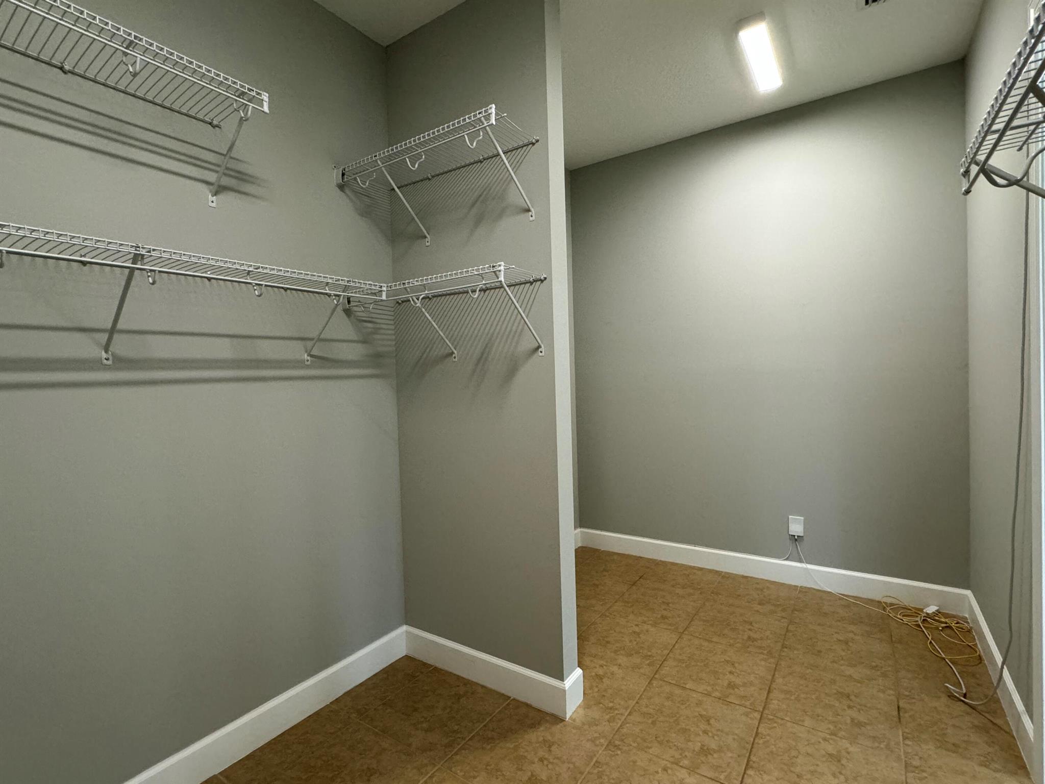 MEADOWS OF WESTLAKE - Residential Lease