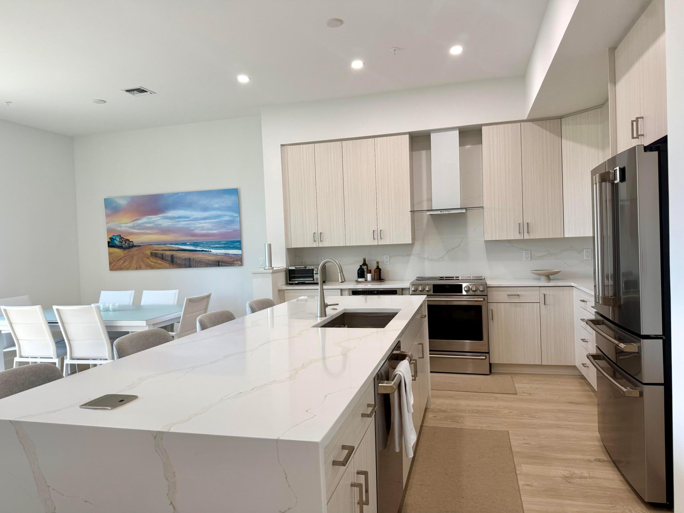 140 Water Pointe Place 12