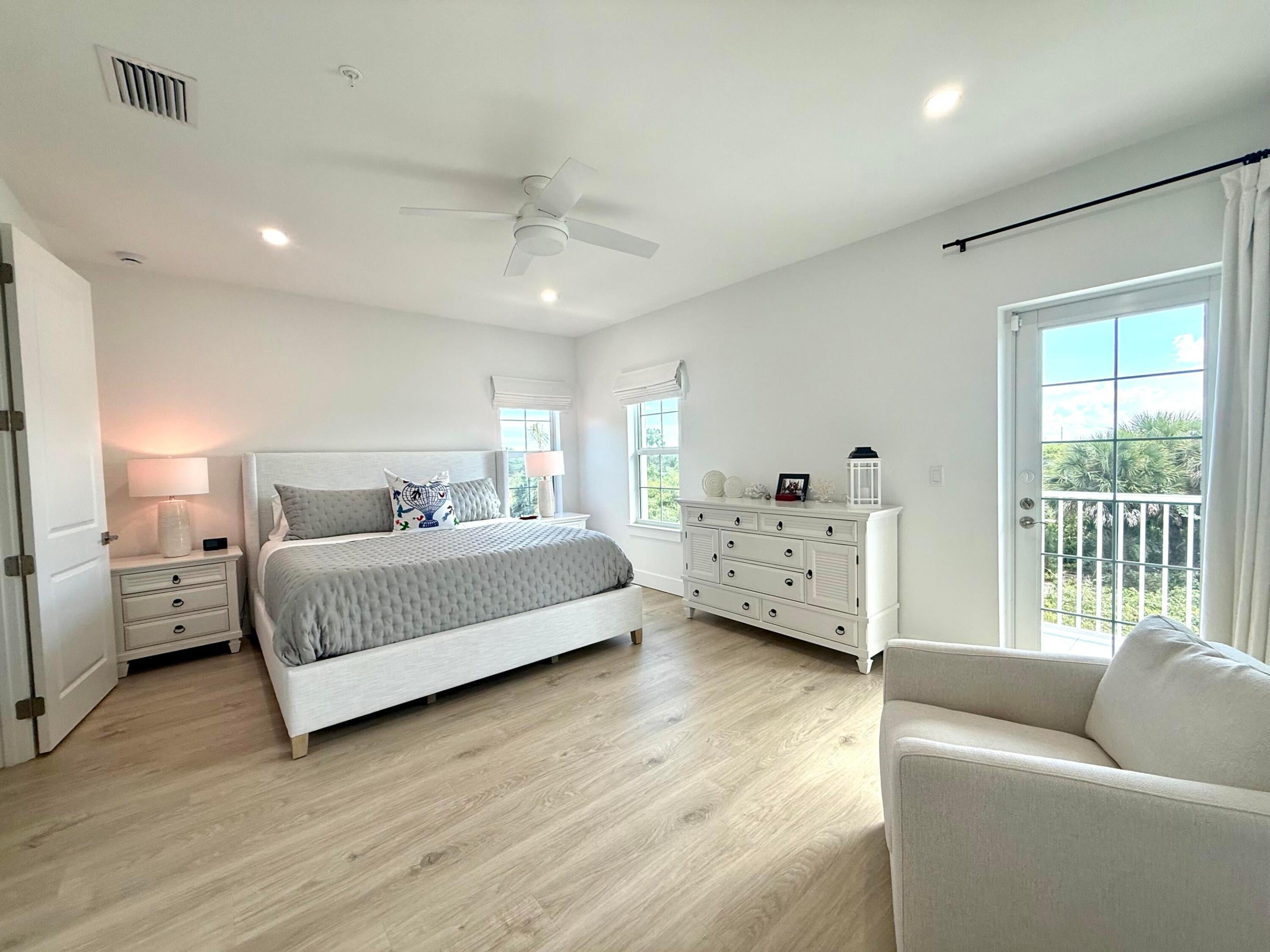140 Water Pointe Place 12