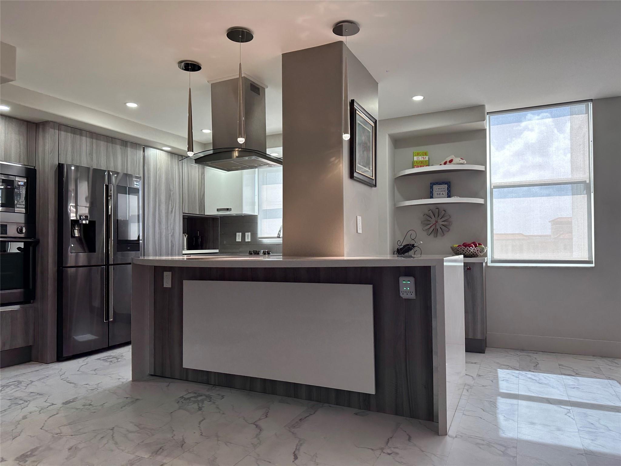 Seasonal Rental Spectacularly beautiful renovated with the most modern appliances, cabinets, floors, walls, ceilings, amazing and sophisticated bathrooms, convertible second bedroom, fine and top of the line furniture, building went through a long process of updates, it has been completed with a brand-new pool, lobby, roof and common areas modernization, enjoy a nice GYM, sauna, tennis courts and just a short walk to the beautiful Ft Lauderdale beach, finest restaurants, groceries store across the street, short drive to Las Olas Blvd area. Available from December or 4 months at $4,995.00, 5 months for $4495.00 and 6 months at $3,995.00. Add 13% taxes to periods under 6 months.