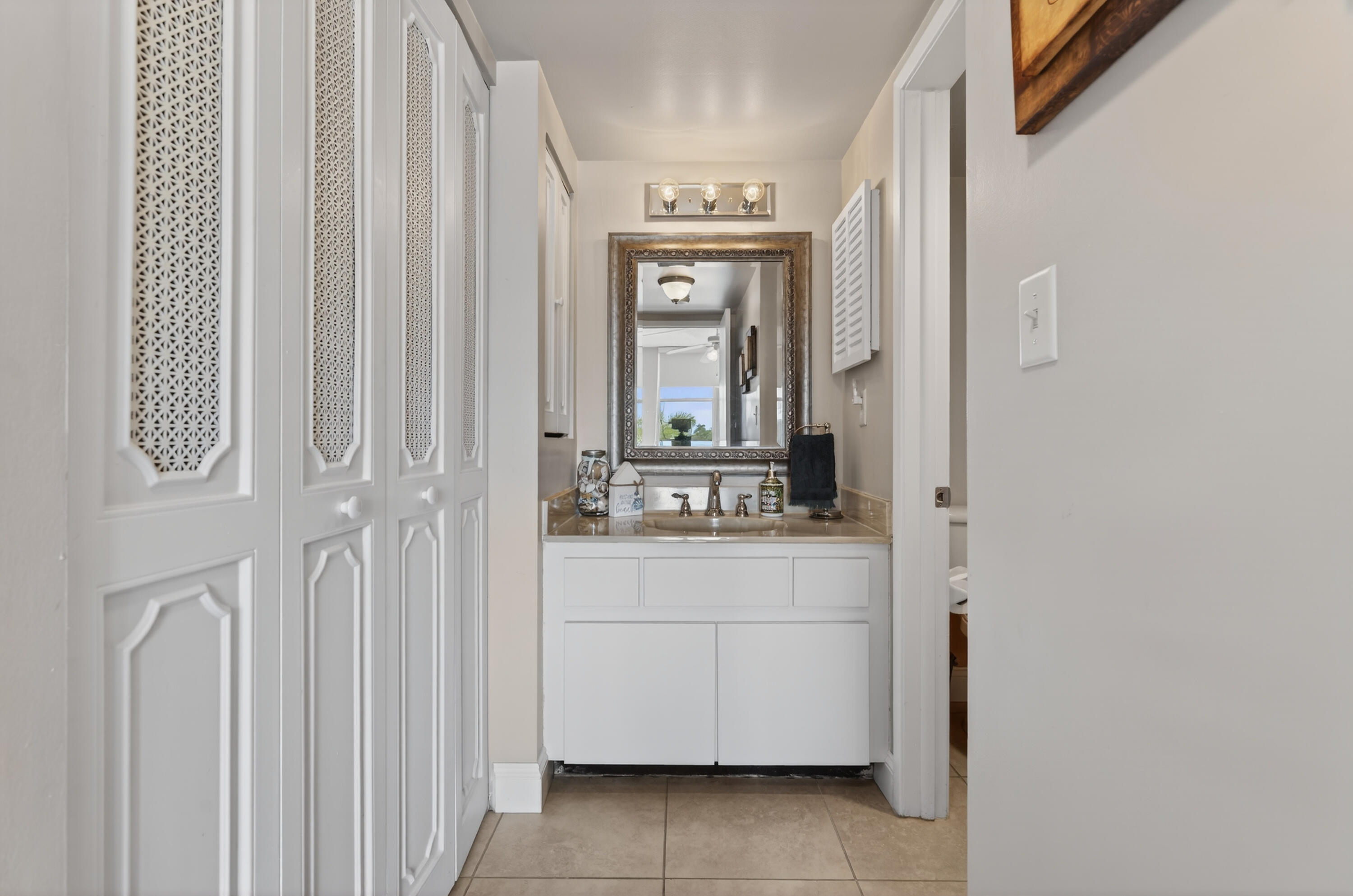 ISLAND CLUB TWO CONDO - Residential