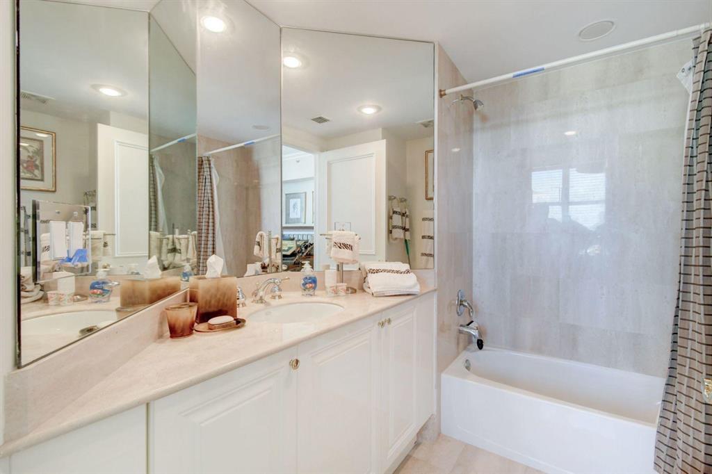 TOSCANA SOUTH CONDO - Residential