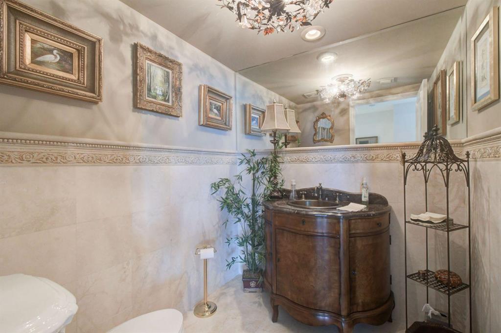 TOSCANA SOUTH CONDO - Residential