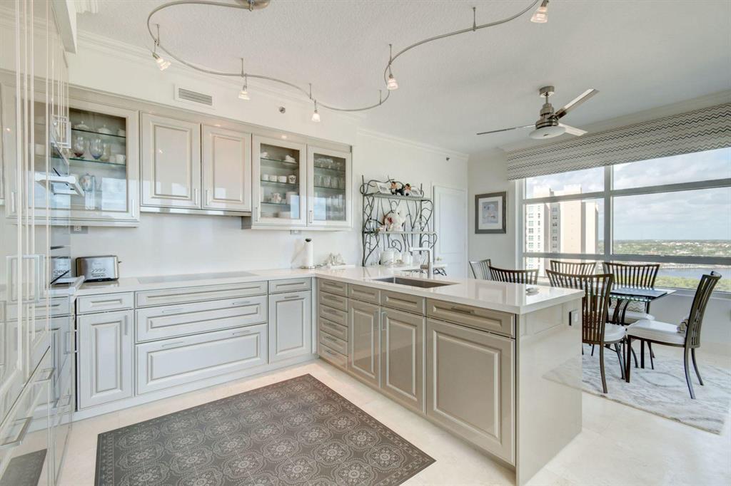 TOSCANA SOUTH CONDO - Residential