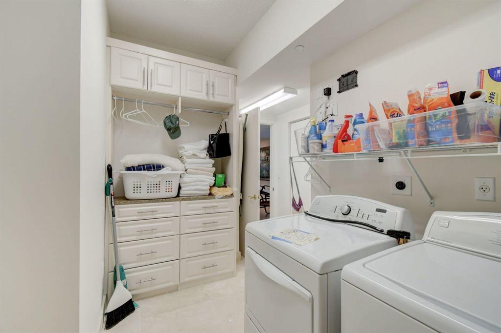 TOSCANA SOUTH CONDO - Residential