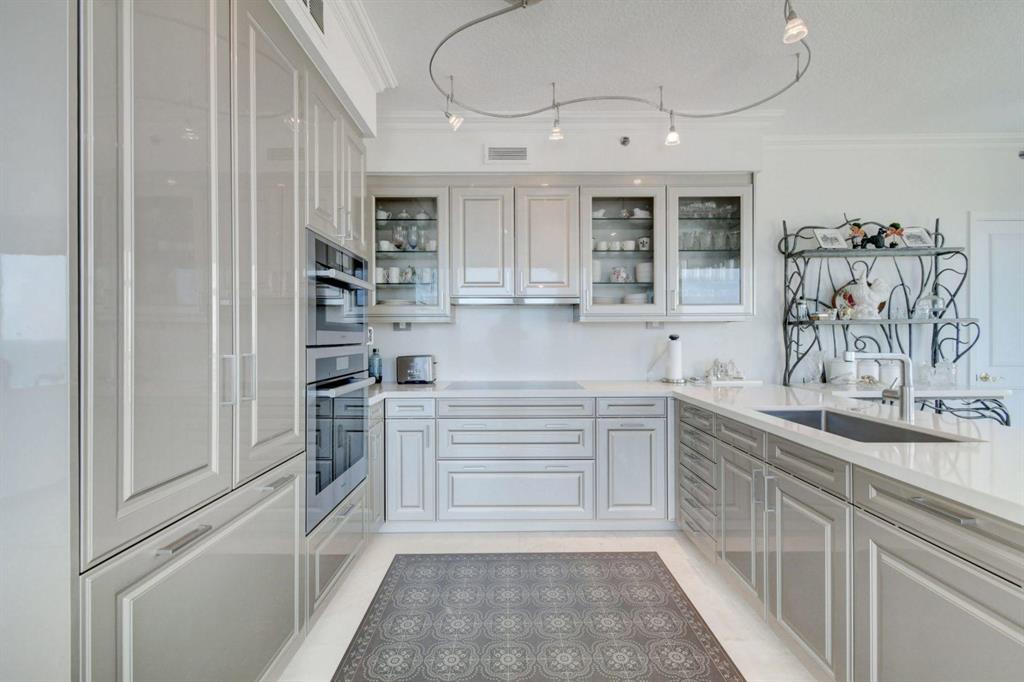 TOSCANA SOUTH CONDO - Residential
