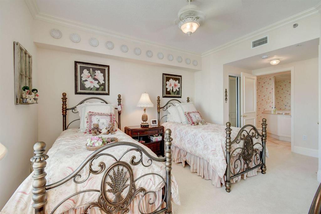 TOSCANA SOUTH CONDO - Residential