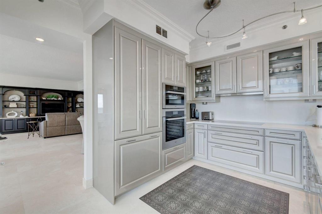TOSCANA SOUTH CONDO - Residential