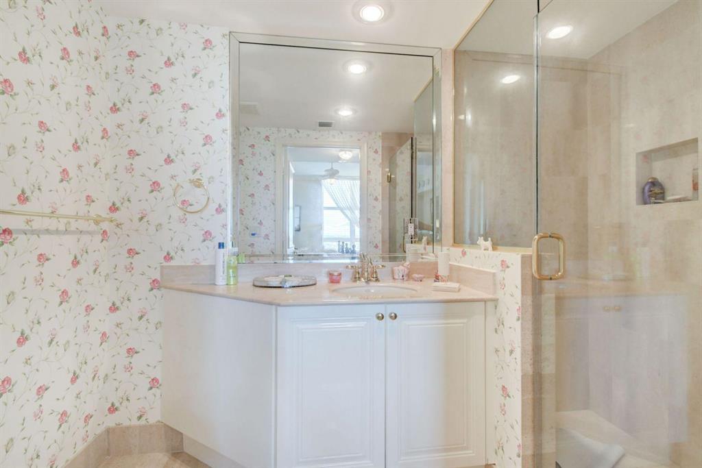 TOSCANA SOUTH CONDO - Residential