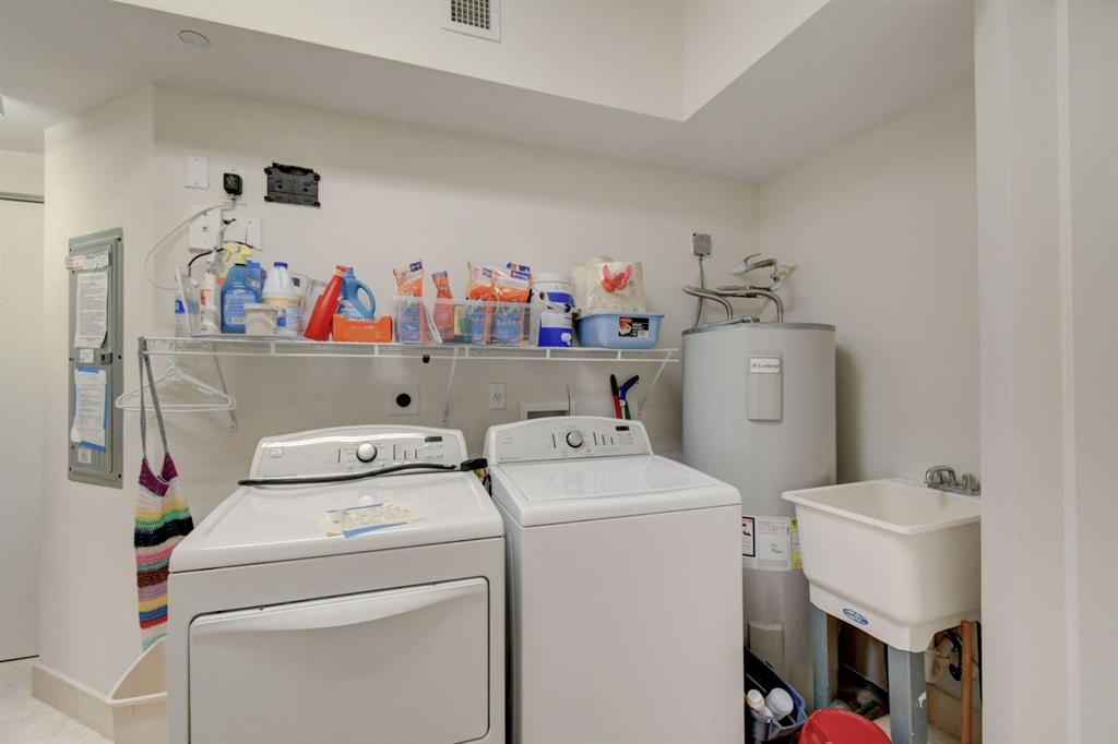 TOSCANA SOUTH CONDO - Residential