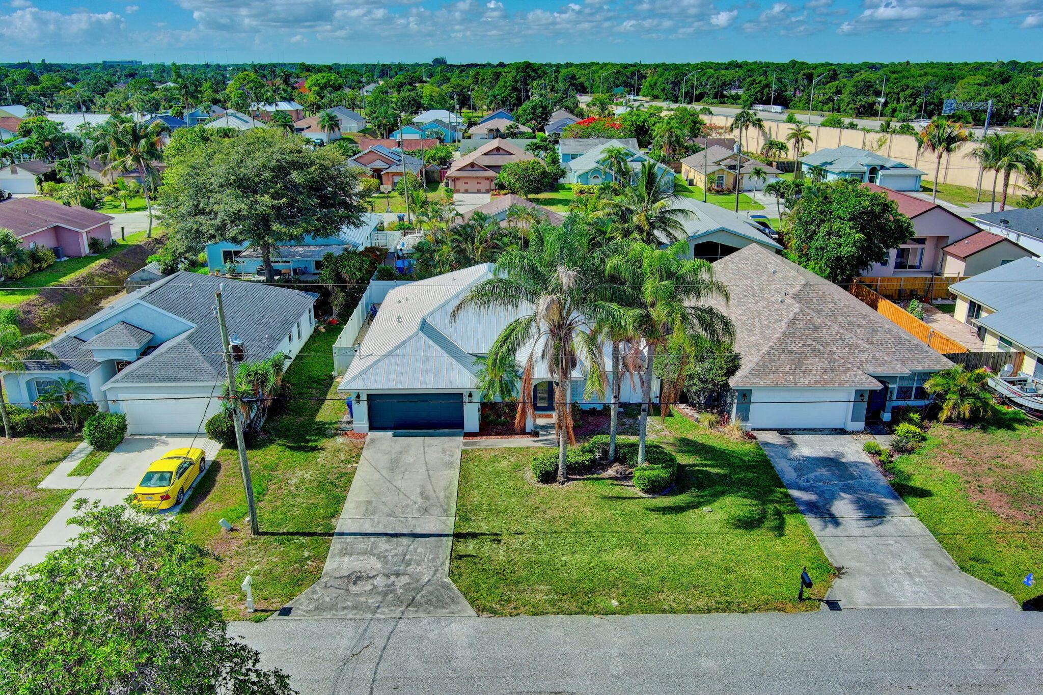 NORTH PALM BEACH HEIGHTS - Residential Lease