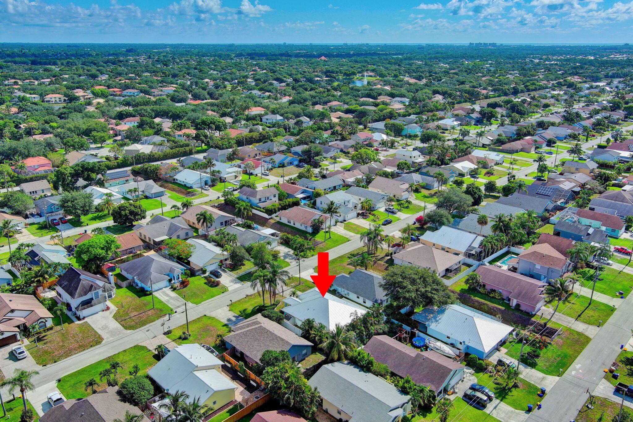 NORTH PALM BEACH HEIGHTS - Residential Lease