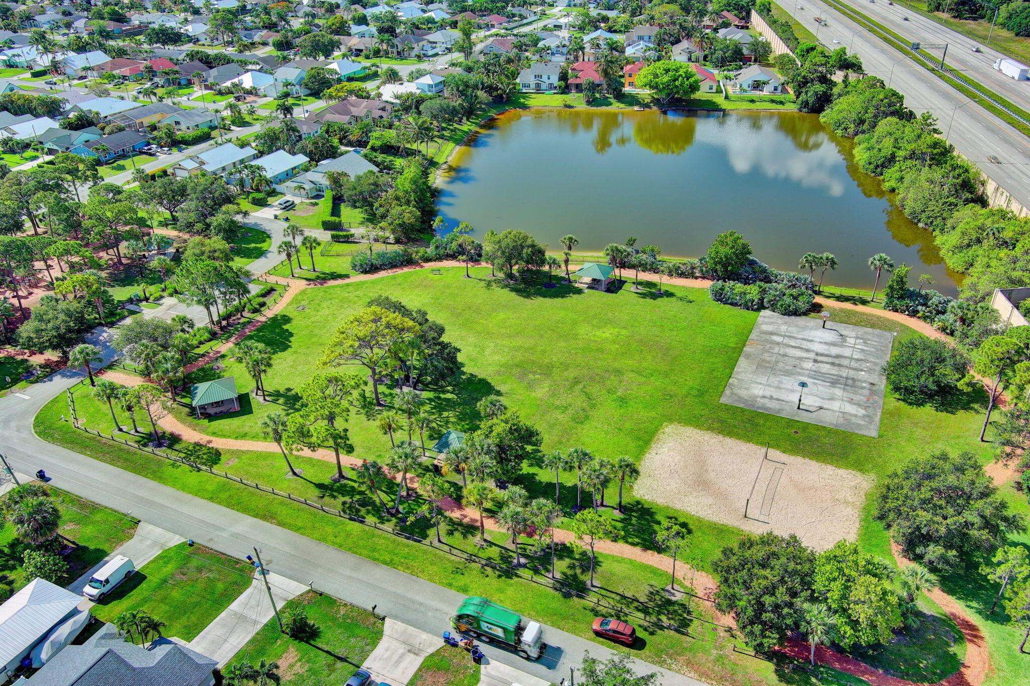 NORTH PALM BEACH HEIGHTS - Residential Lease