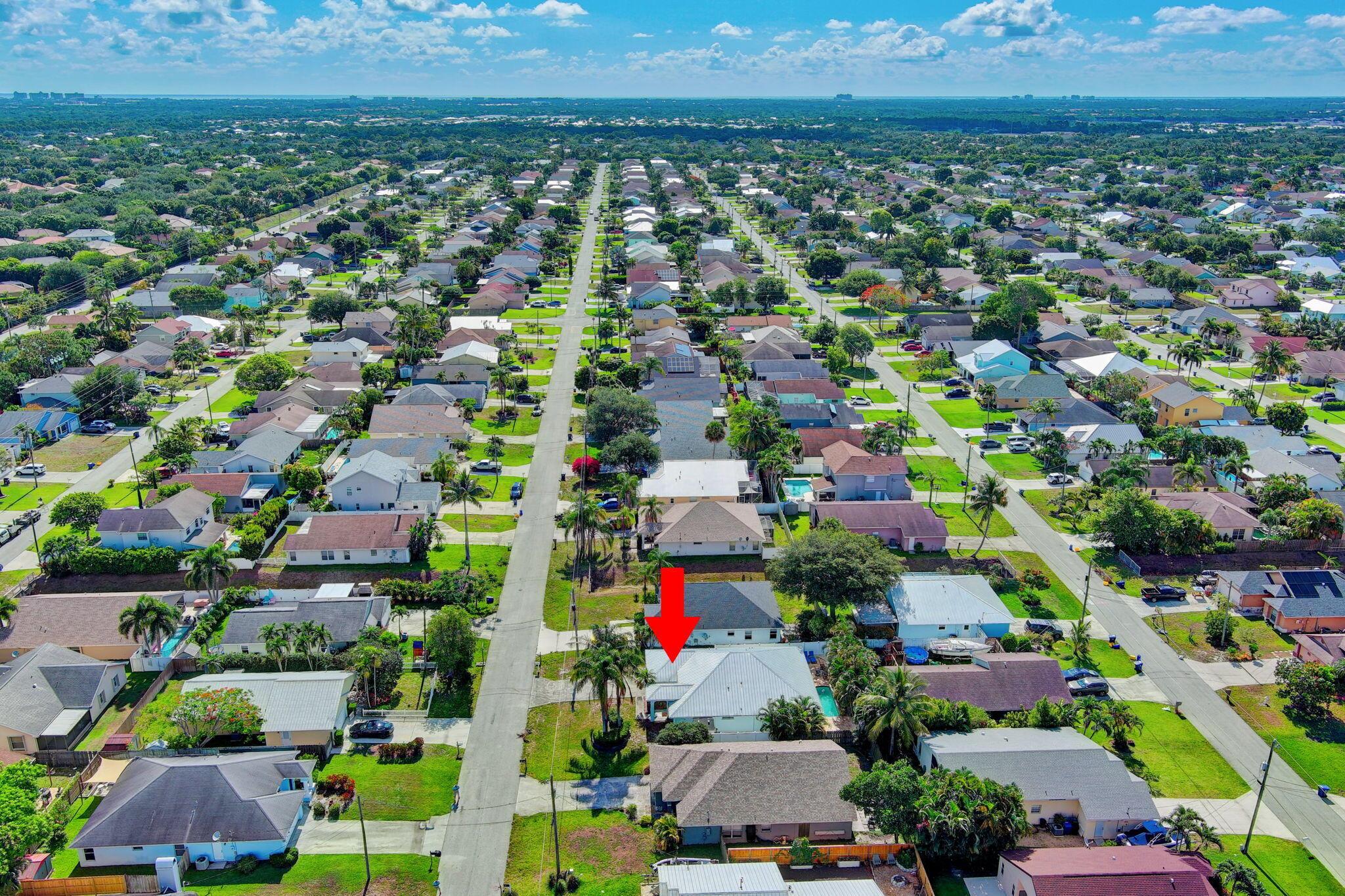 NORTH PALM BEACH HEIGHTS - Residential Lease