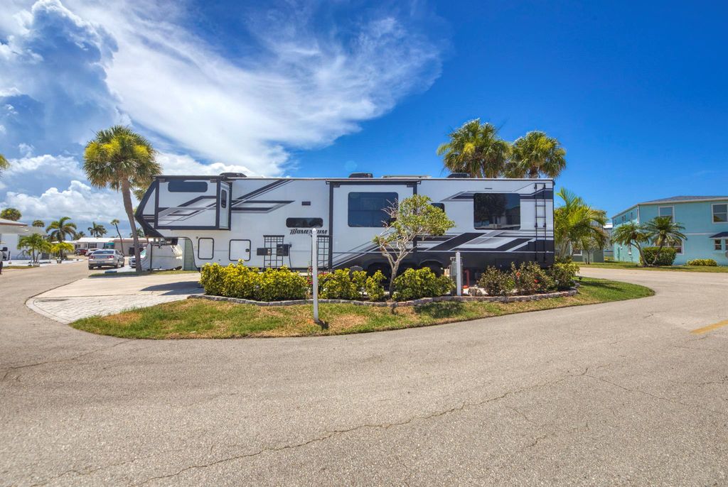 Photo of 2073 Nettles Boulevard, Jensen Beach, FL 34957 (MLS # R11101369)