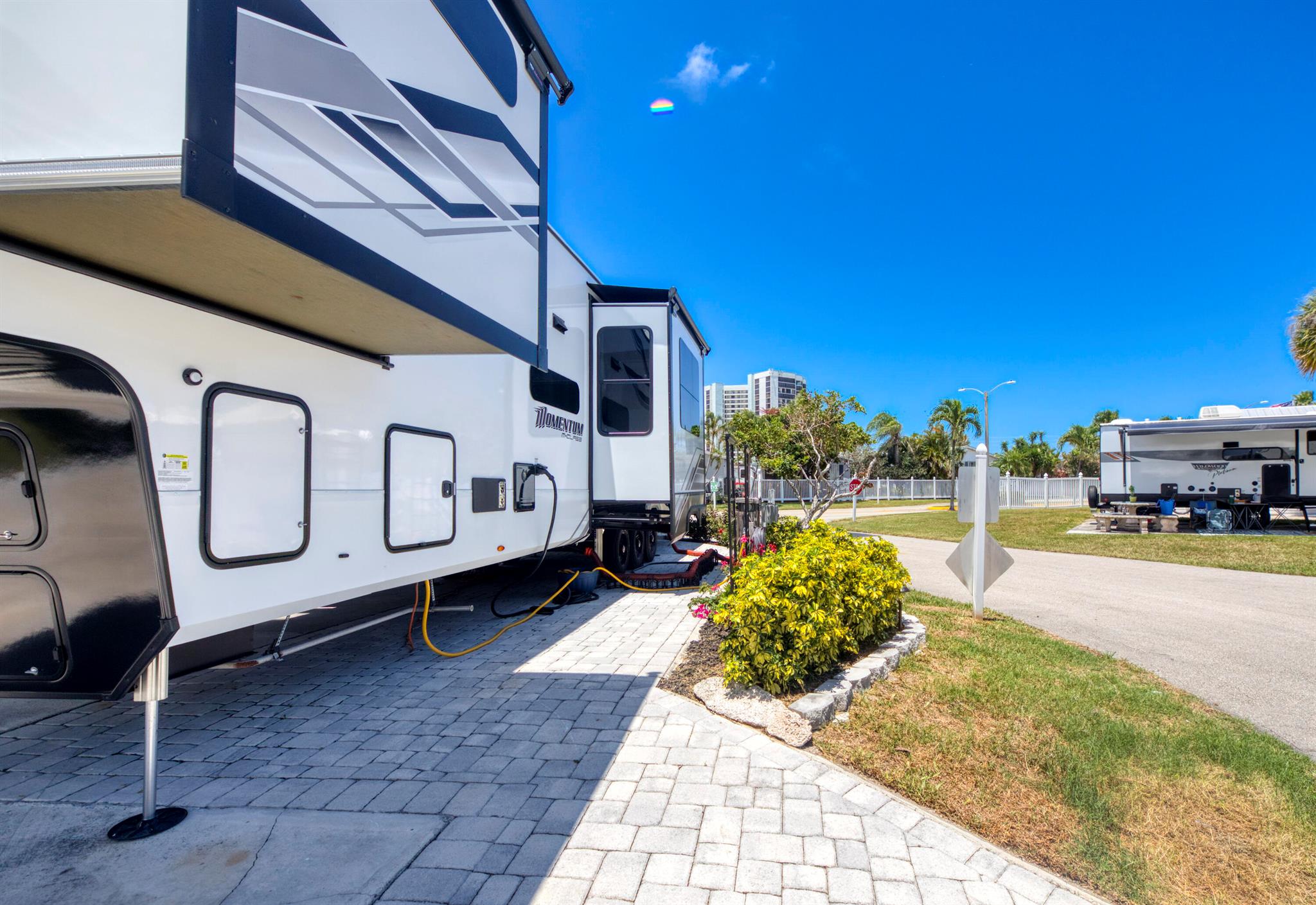 2073 Nettles Boulevard, Jensen Beach, FL, 34957/$205,000 4 2073 Nettles Boulevard