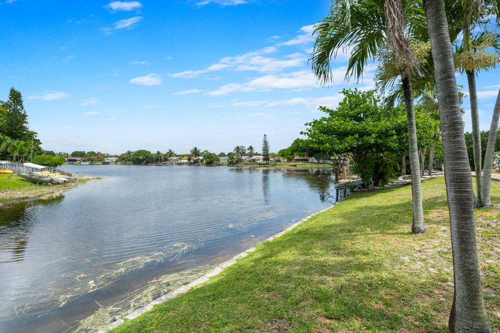 Photo of 6761 NW 32nd Avenue, Fort Lauderdale, FL 33309 (MLS # B26036992)