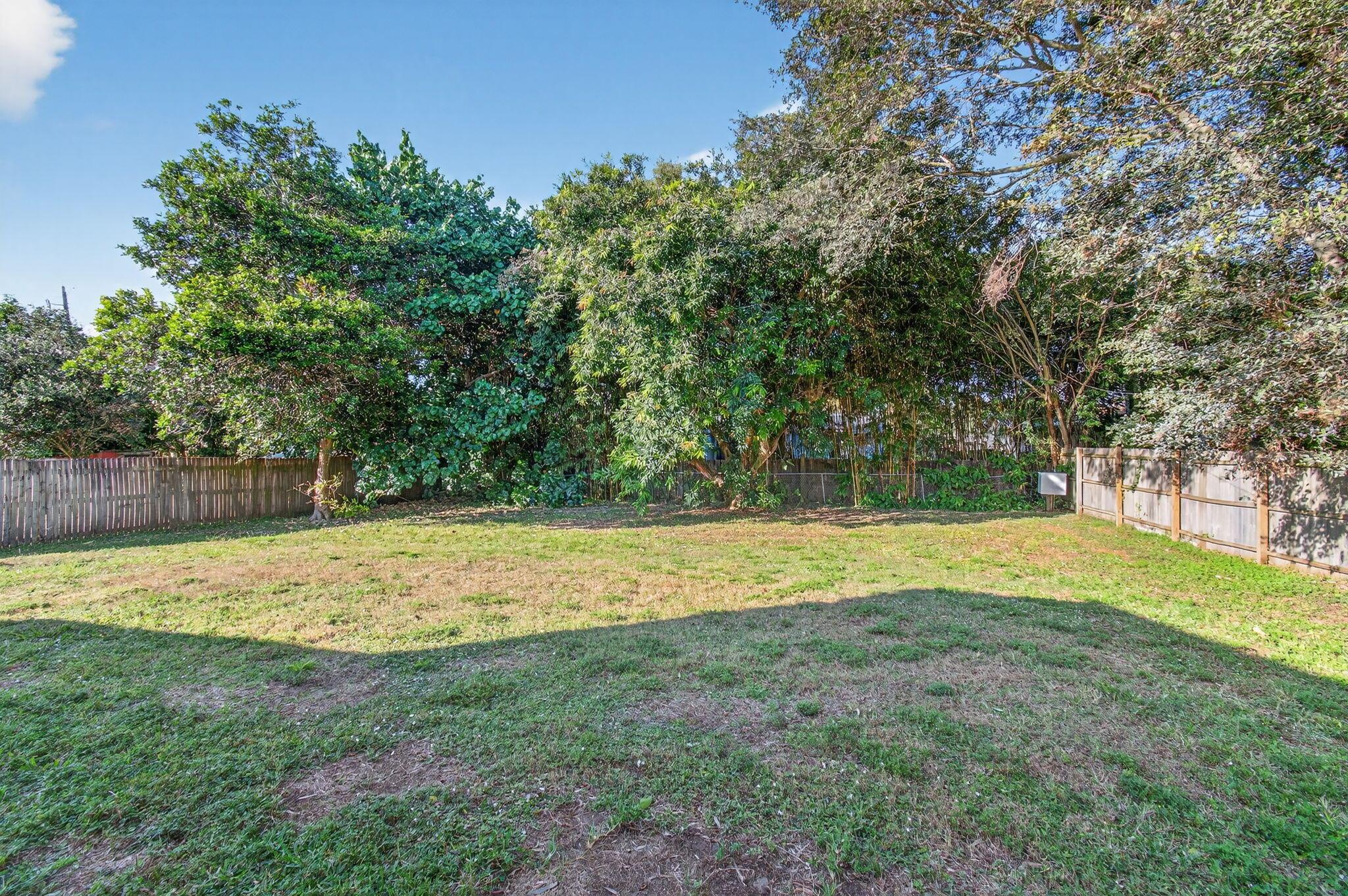 DELRAY GARDEN ESTATES 1 - Residential