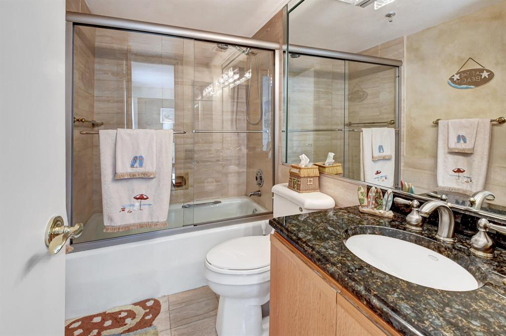 CLARENDON CONDO - Residential