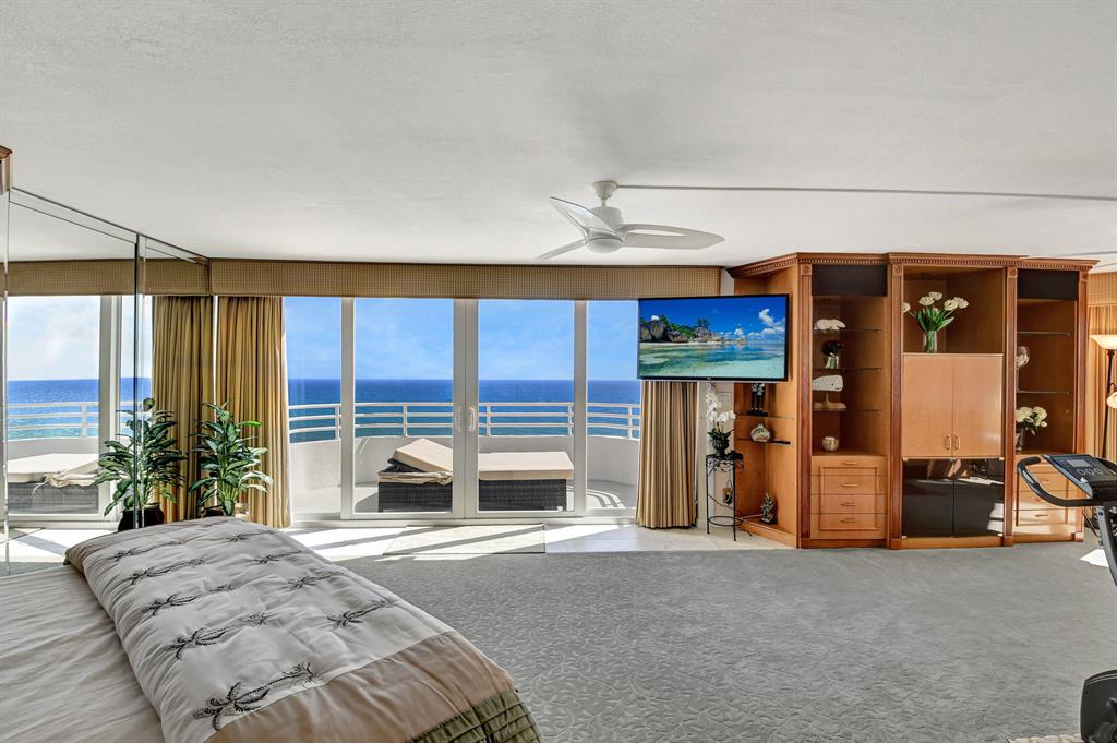 CLARENDON CONDO - Residential